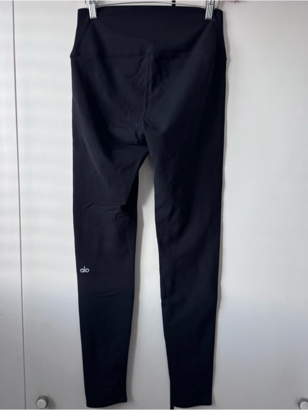 ALO Yoga Black High-Rise Leggings with White Logo